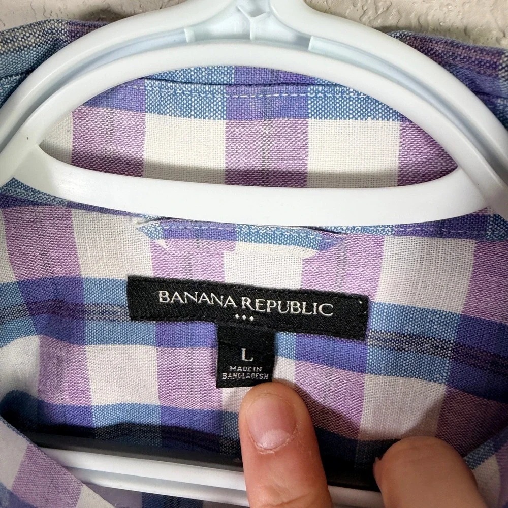 Banana Republic Linen Blend Button Up Shirt Mens L Purple Plaid Roll Tab Sleeve